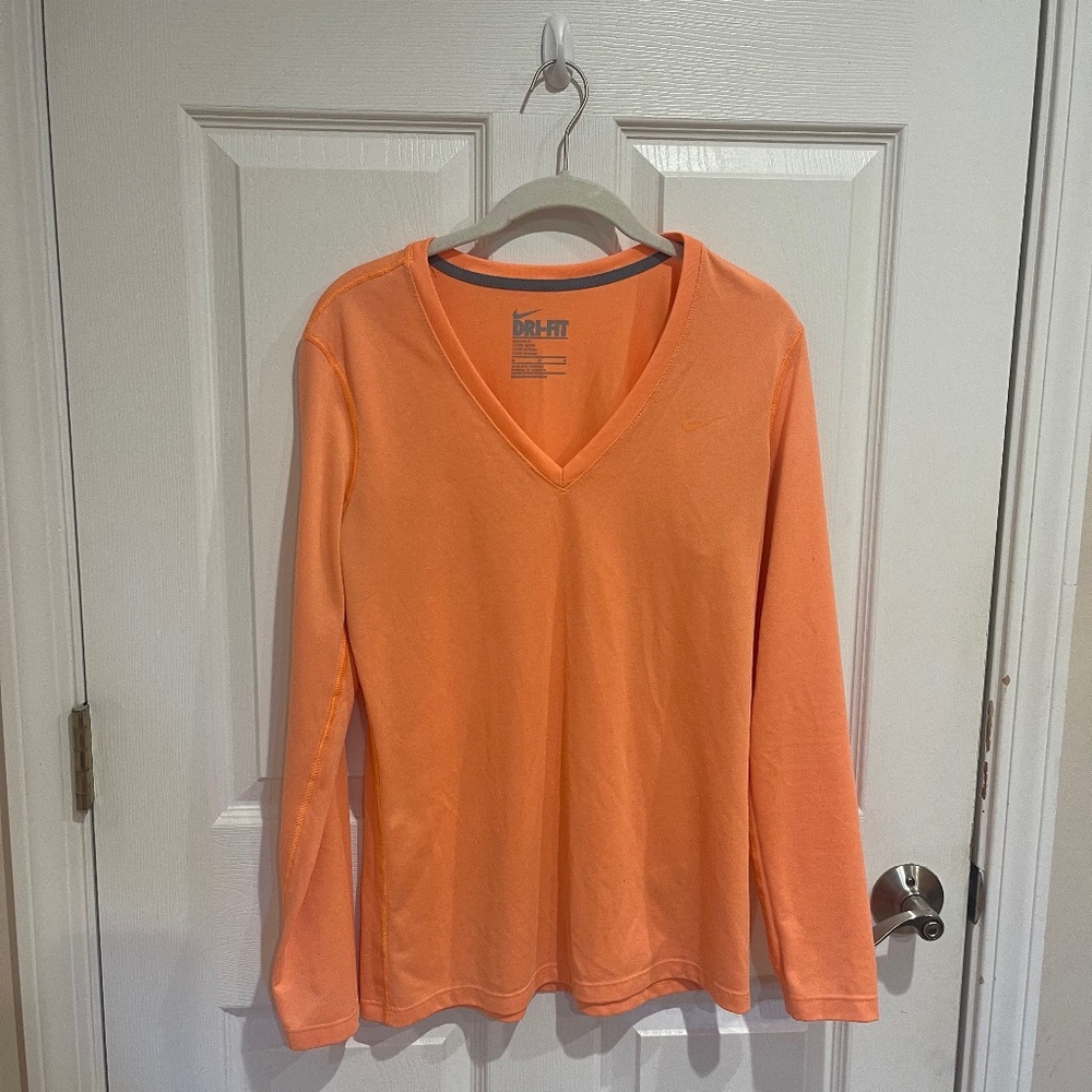 NIKE Drive-Fit Long Sleeve Top M